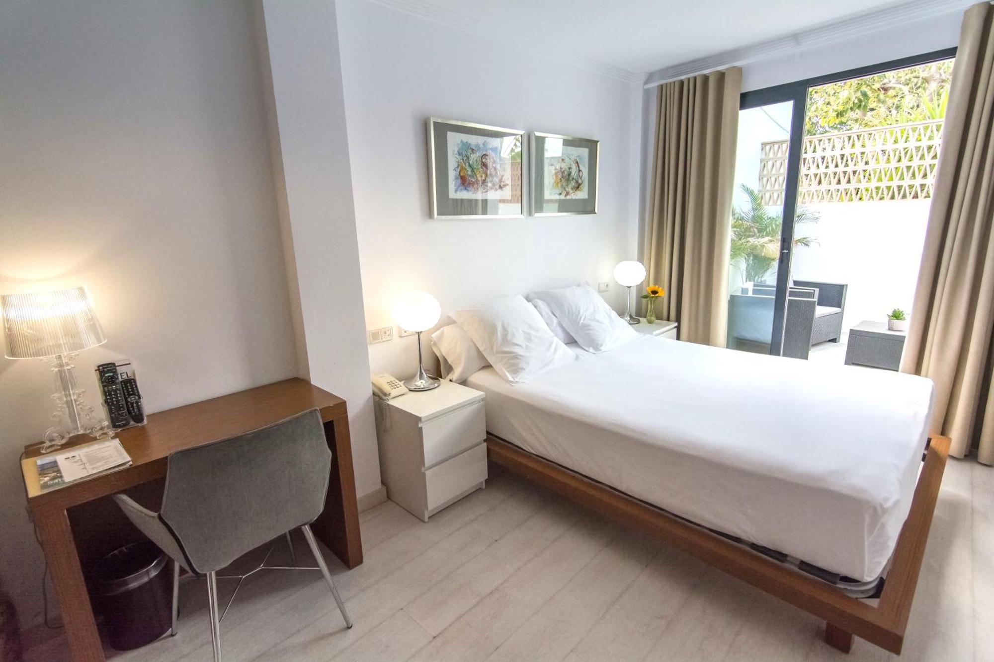 Hotel Nou Roma デニア 部屋 写真